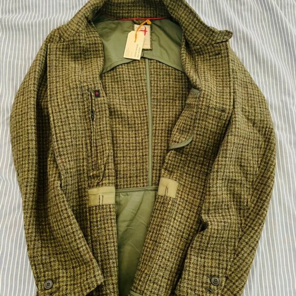 Stylish Country Gentleman's Blazer - Picture 3 of 4